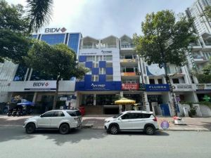 1️⃣Mặt tiền Nguyễn Thị Thập KDC Him Lam