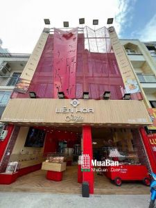 Siêu Phẩm - trục đường CÁCH MẠNG THÁNG 8
