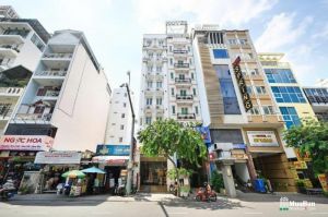 Bán Khách sạn mặt tiền Bạch Đằng 2, phường 2, Tân Bình