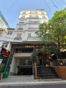 👉 “65 tỷ – khách sạn 36 phòng gần sân bay – dòng tiền 210tr/tháng còn 3 năm”